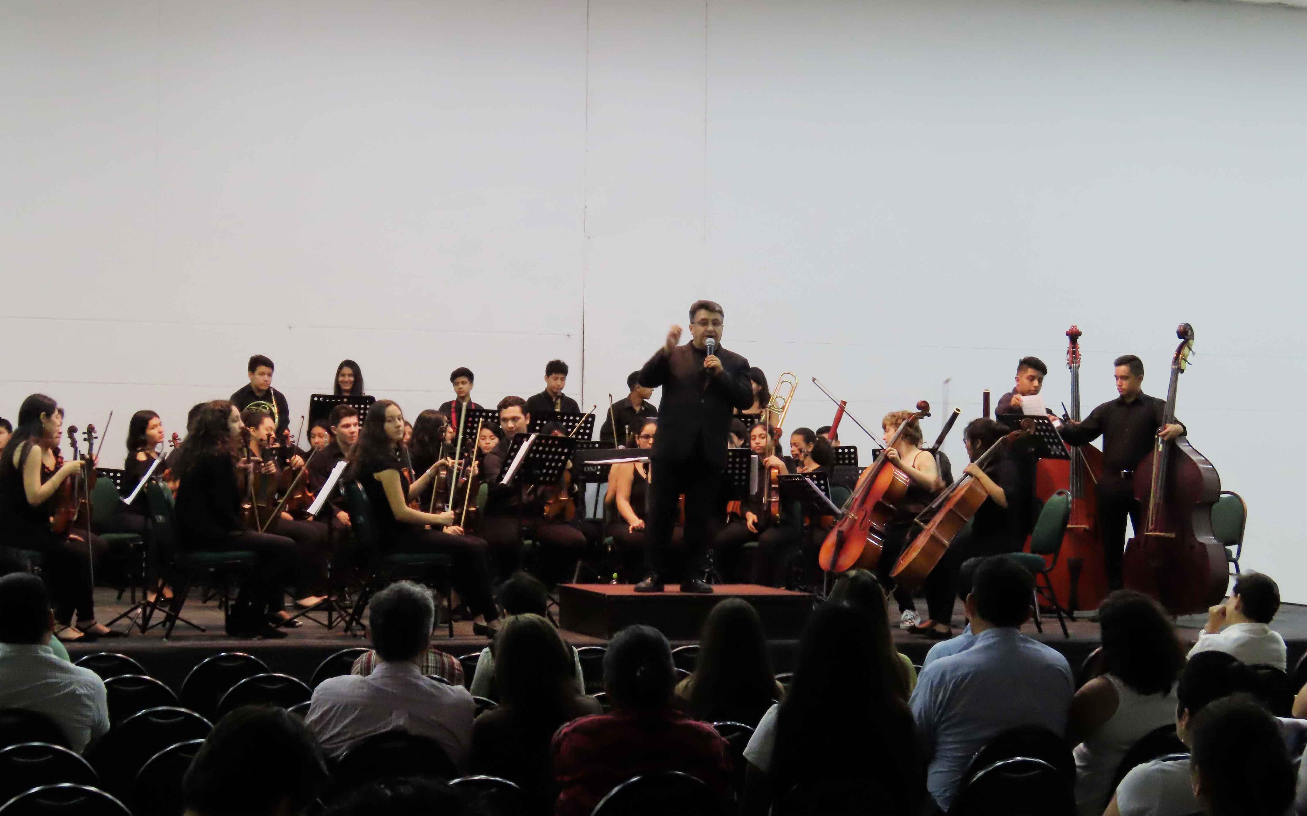 Orquesta Sinfónica Juvenil en el Campus
